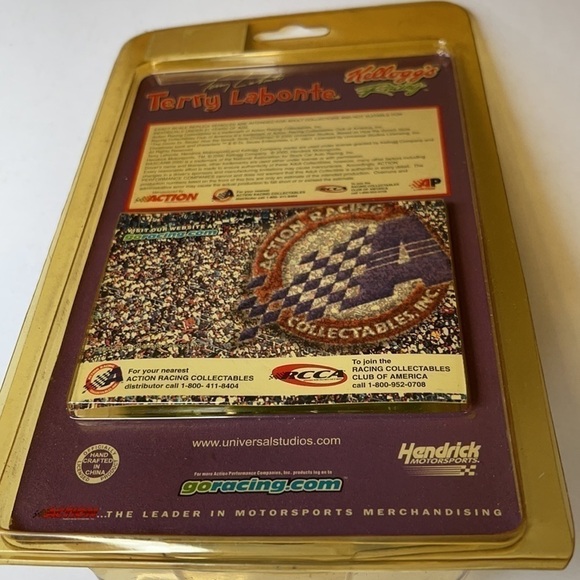 TERRY Labonte Diecast 1/24 How The Grinch Stole Christmas New in Sealed Package - Picture 6 of 7